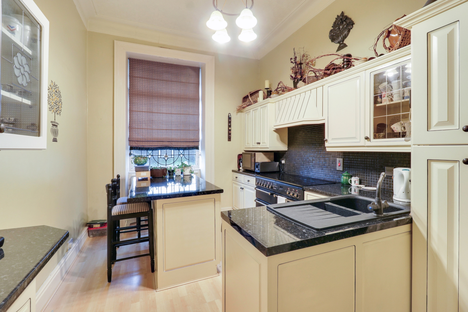 Halifax Road, Huddersfield, West Yorkshire, HD3, photo 4