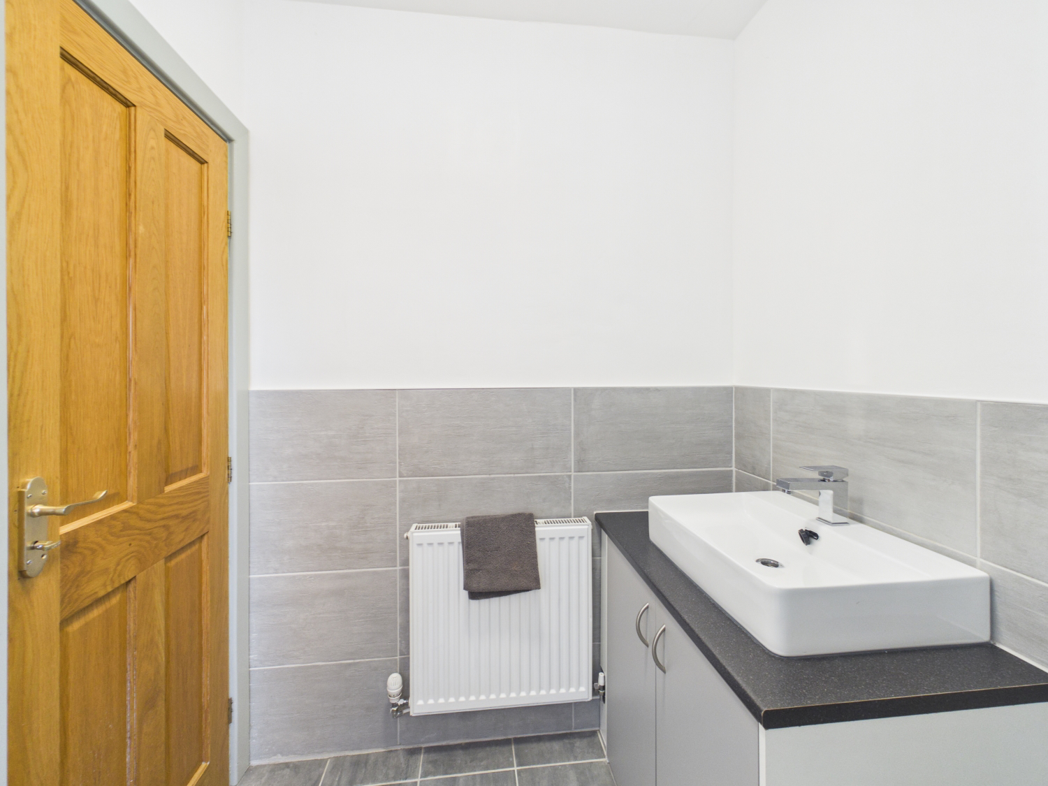 2 Forest Road, Hinckley, photo 14