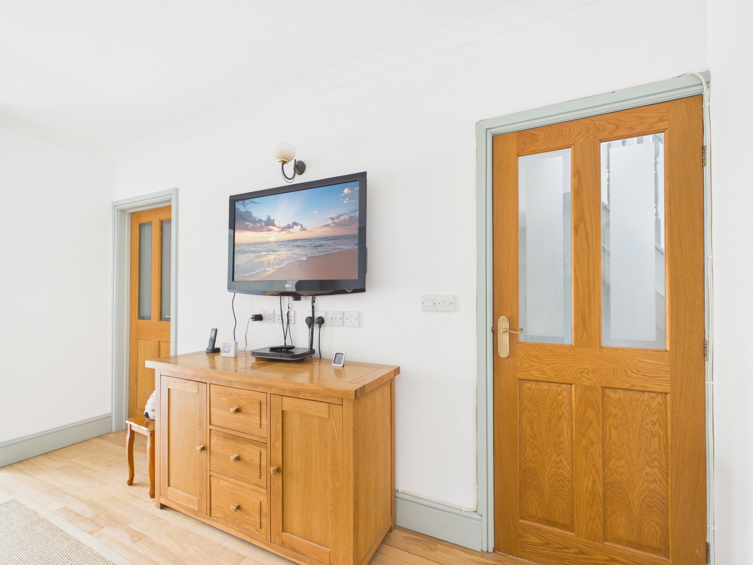 2 Forest Road, Hinckley, photo 10