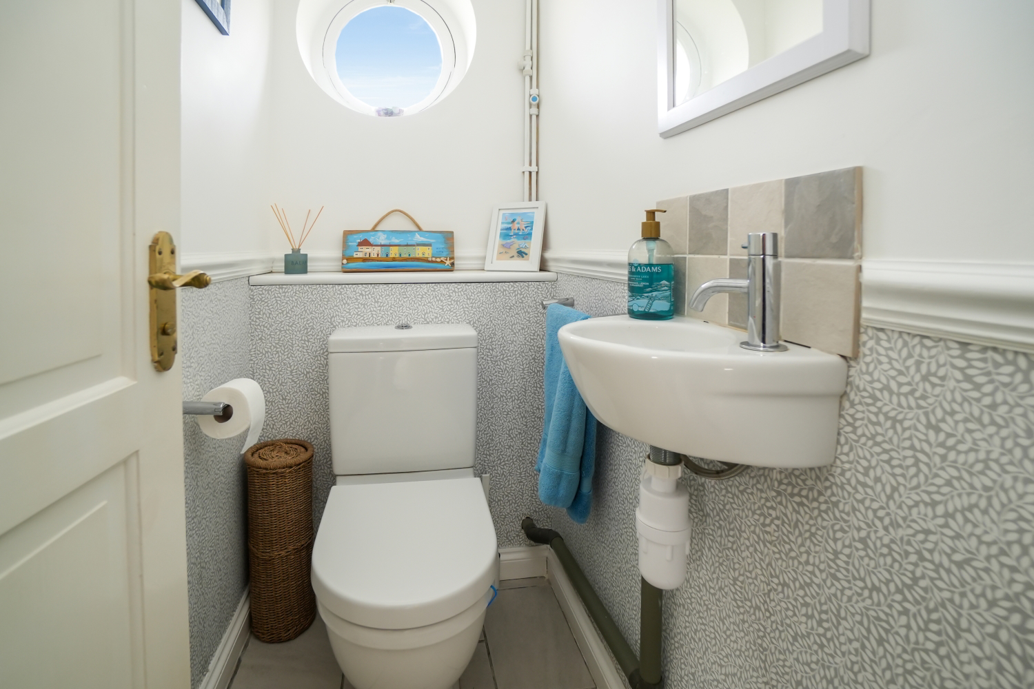 Vicarage Court, Egham, TW20 8NS, photo 7