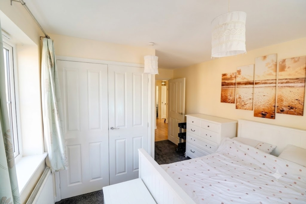 St. Henera's Court, Brady Drive, Bickley, photo 6