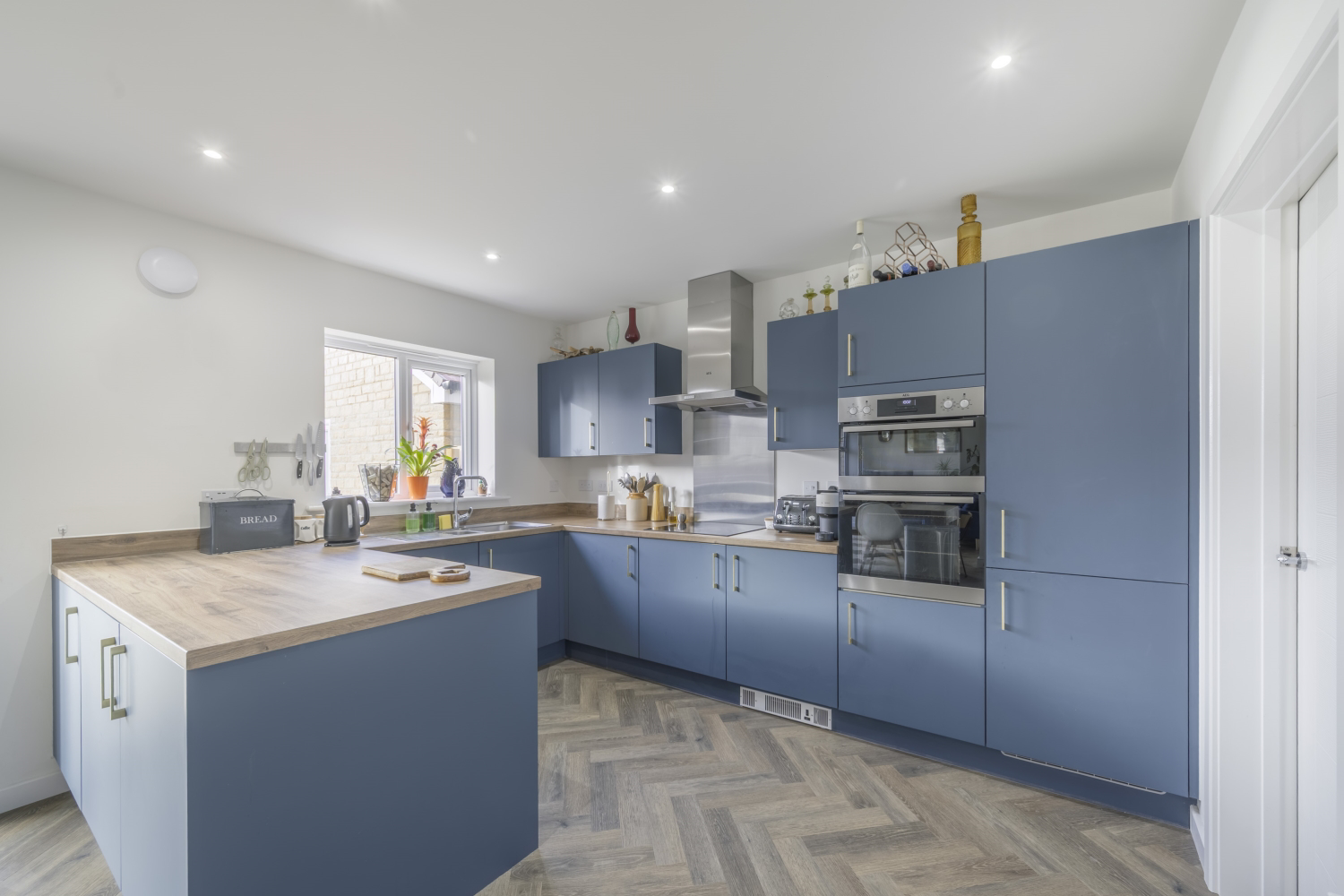 Price Close, Malmesbury, SN16, photo 6
