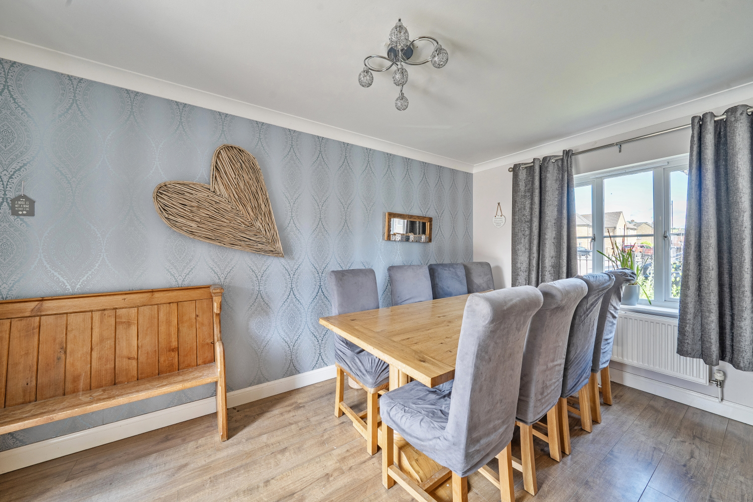 39 Lower Meadow, Ilminster, photo 2