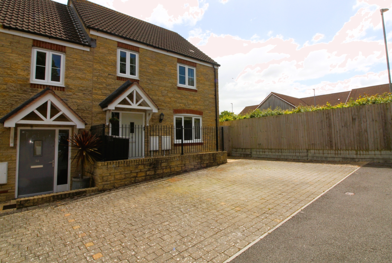 16 Lynham Close Woolavington, Woolavington, Bridgwater