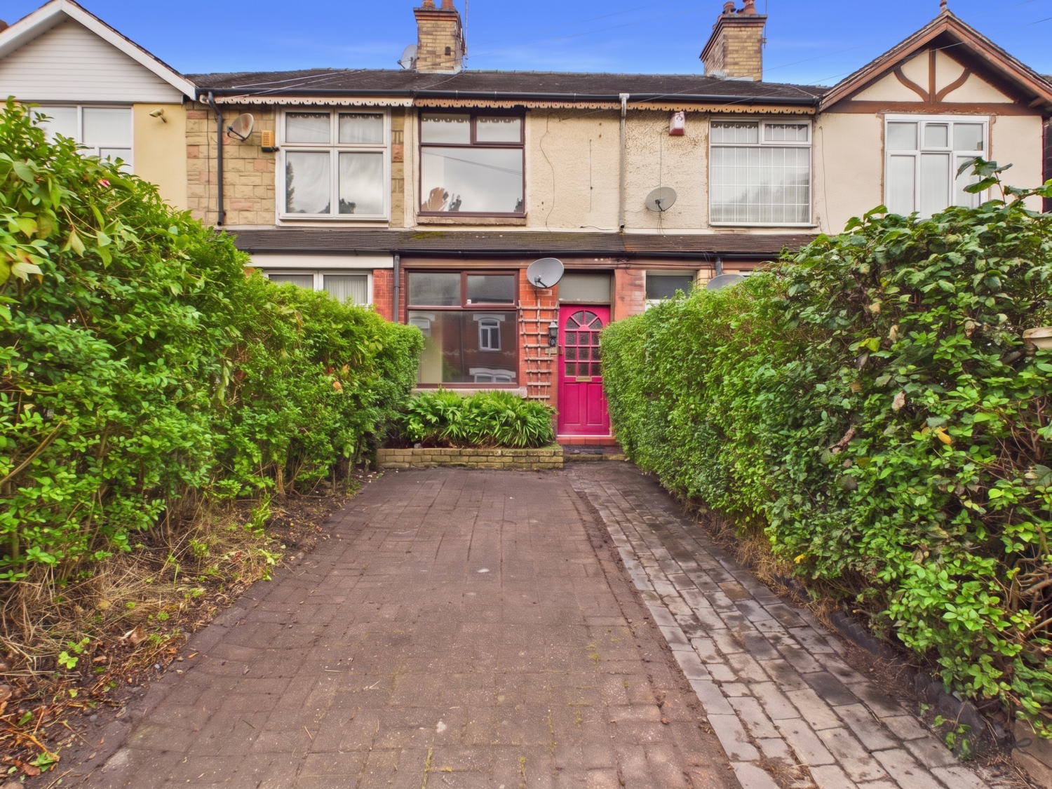1067 Leek Road, Stoke-on-Trent