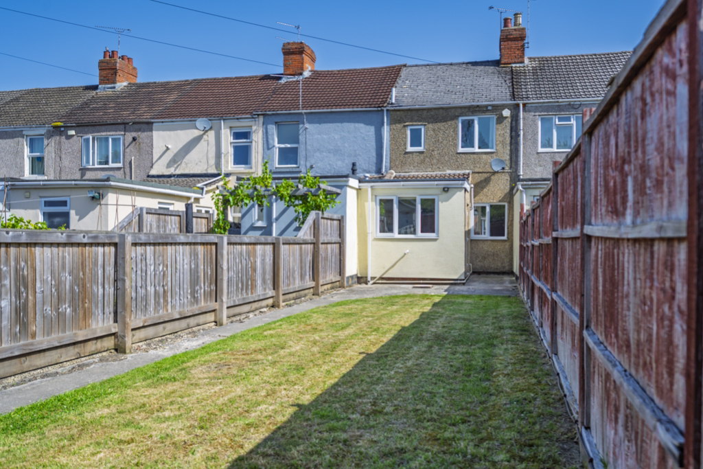 2 Bedroom House - Ferndale Road, Swindon, SN2, photo 19