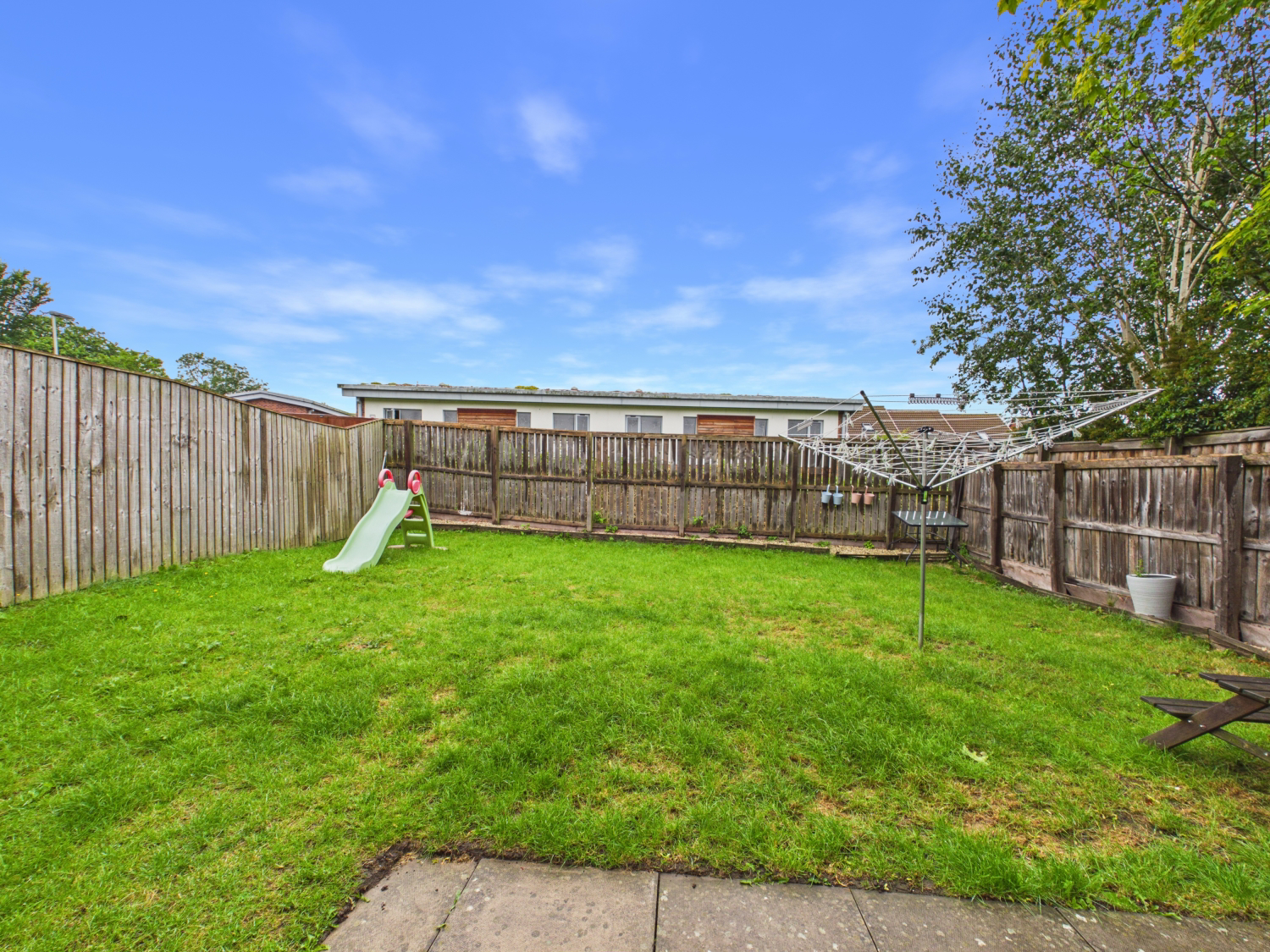CAM02637G0-PR0042-STILL005