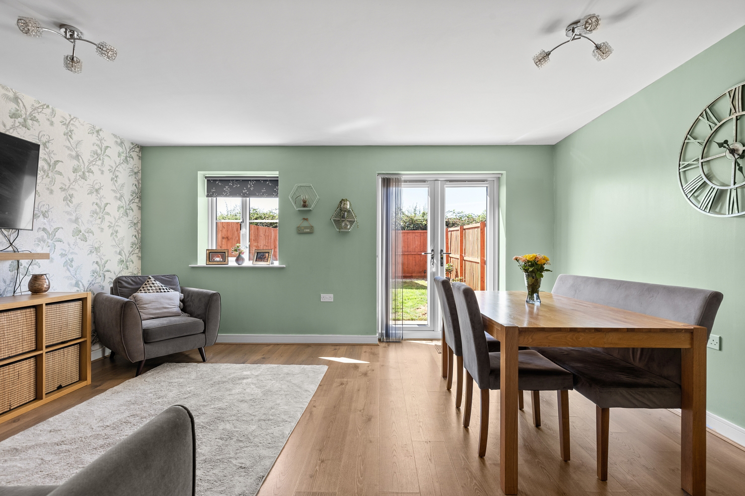 Lounge Dining Room