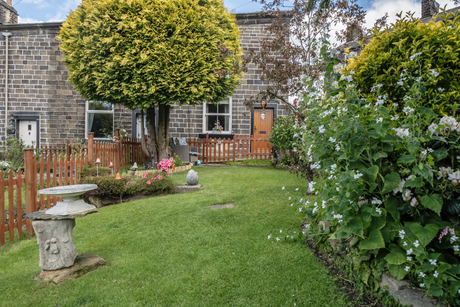 Mount Pleasant, Nangreaves BL9 6, photo 9