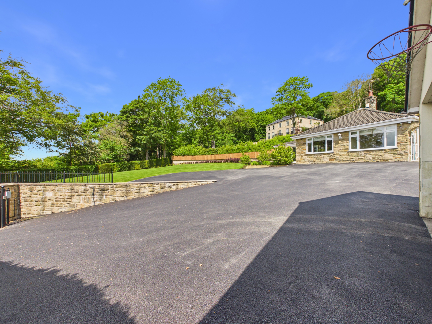 Great North Road, Wentbridge, Pontefract, West Yorkshire, WF8, photo 34