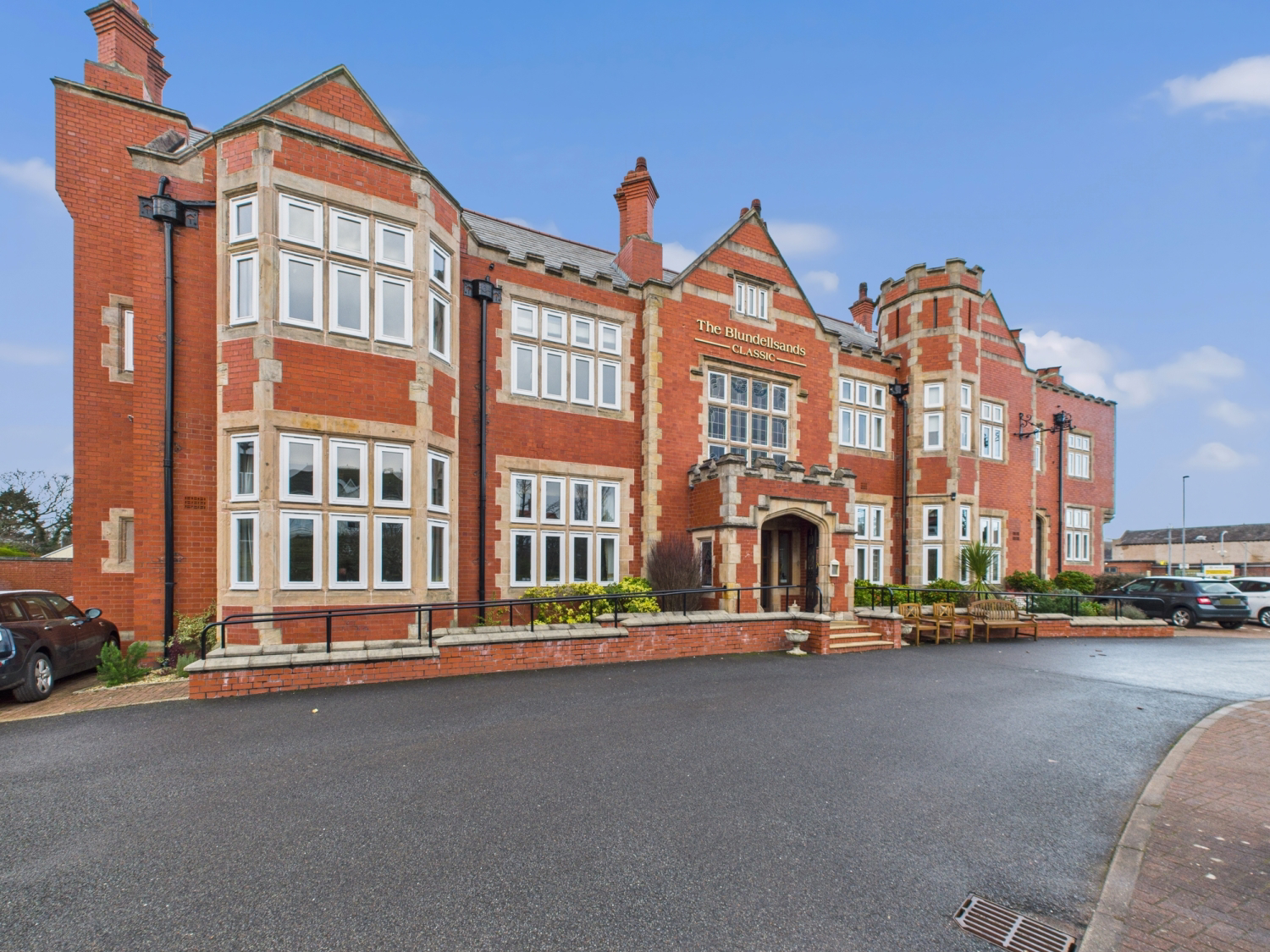 Blundellsands Road West, Crosby, L23