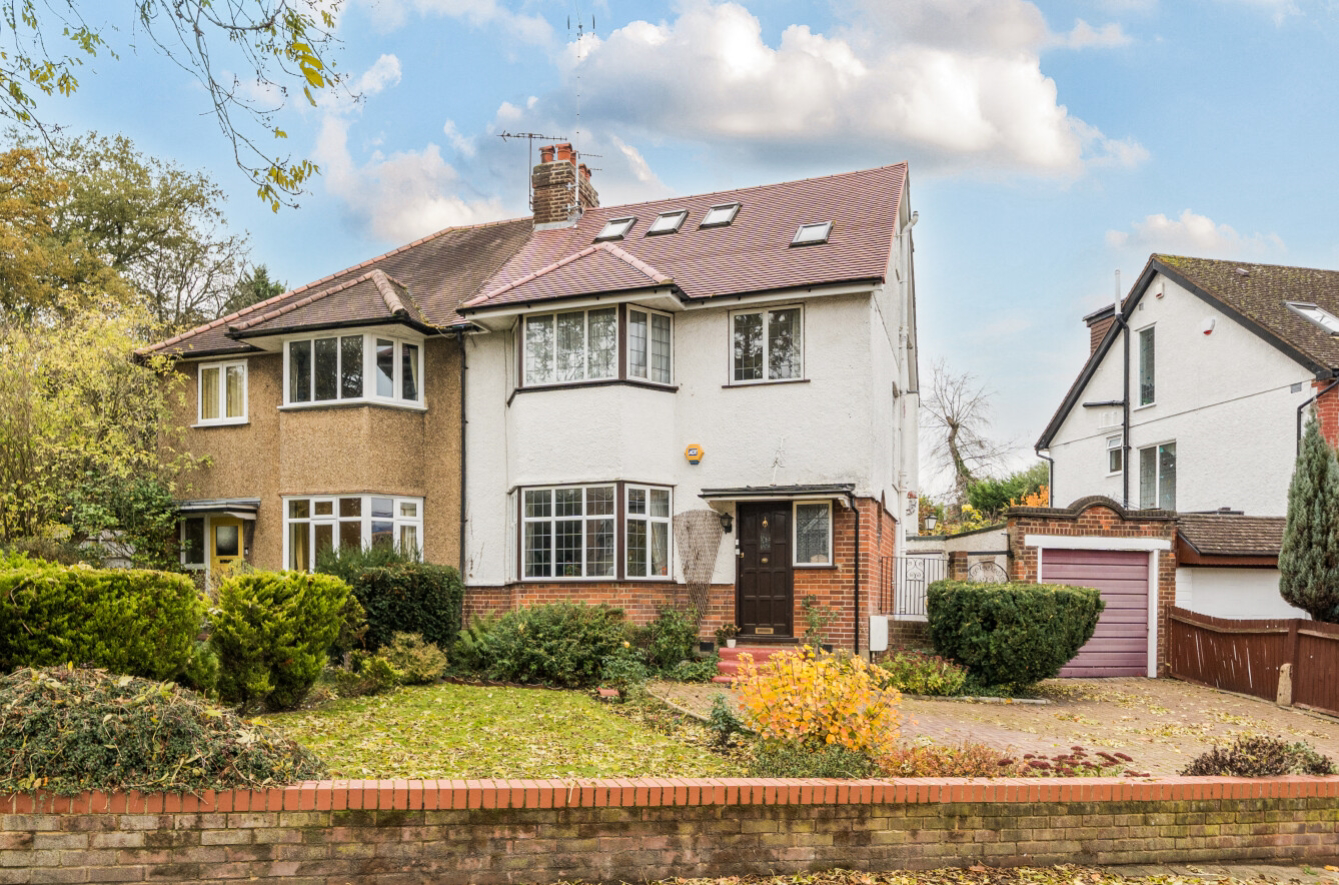 Leicester Road, Barnet, Hertfordshire, EN5
