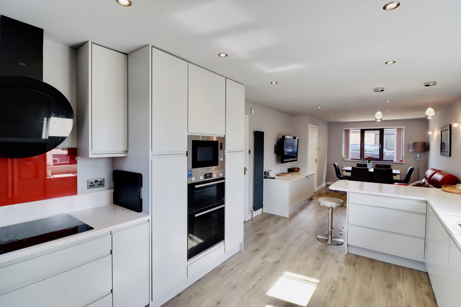 Pot House Road, Bradford, BD6 1UD, photo 2