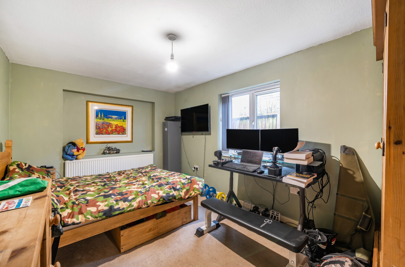 13 High Ash Crescent, Leeds, photo 10