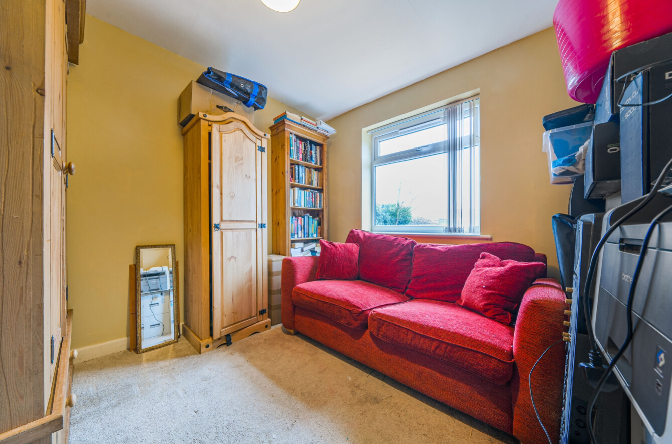 13 High Ash Crescent, Leeds, photo 12