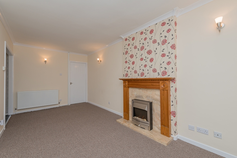 26 Fieldway Rise Bramley, West Yorkshire, Leeds, photo 2