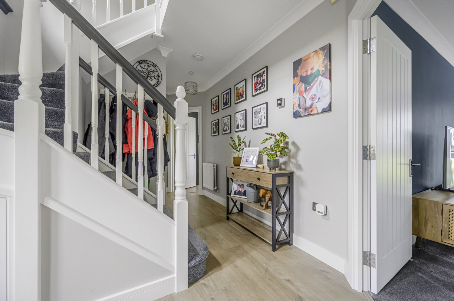 Croft Close, Latton, photo 15