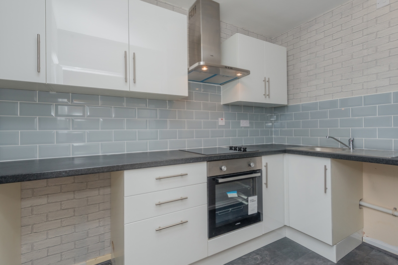 26 Fieldway Rise Bramley, West Yorkshire, Leeds, photo 5