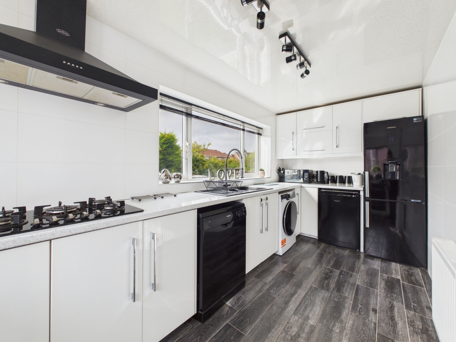 Bradford Road, Tingley, Wakefield, West Yorkshire, WF3, photo 9