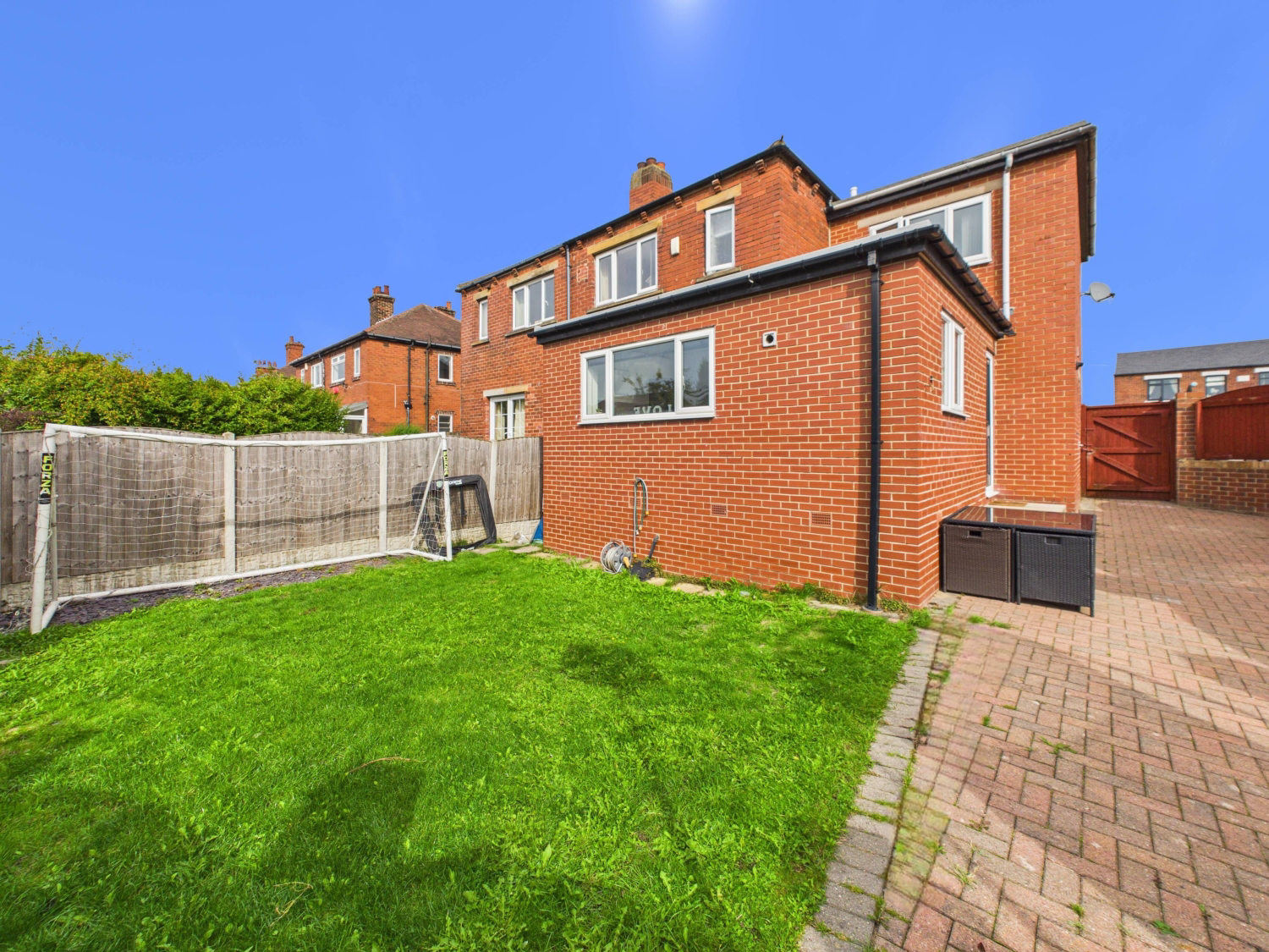 Bradford Road, Tingley, Wakefield, West Yorkshire, WF3, photo 21