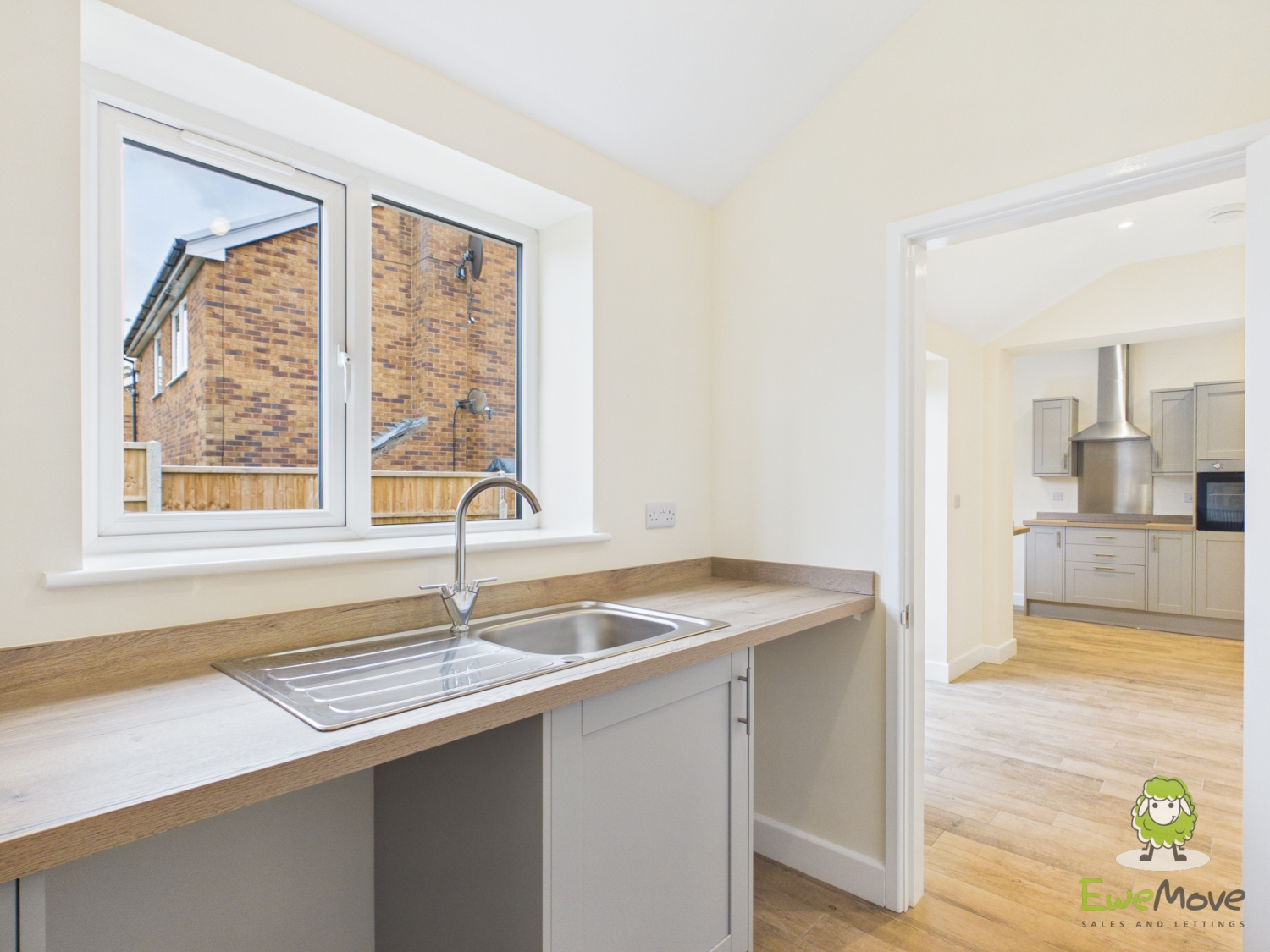 2 Sunny View Holt Road, Cross Lanes, Cross Lanes, Wrexham, photo 6