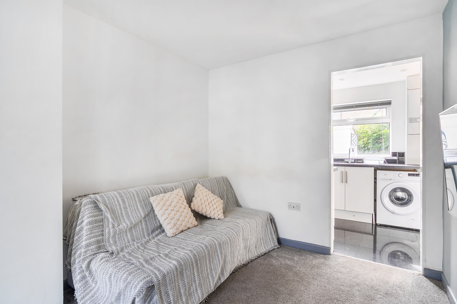 Victoria Close, Barnstaple, Devon, EX32, photo 11