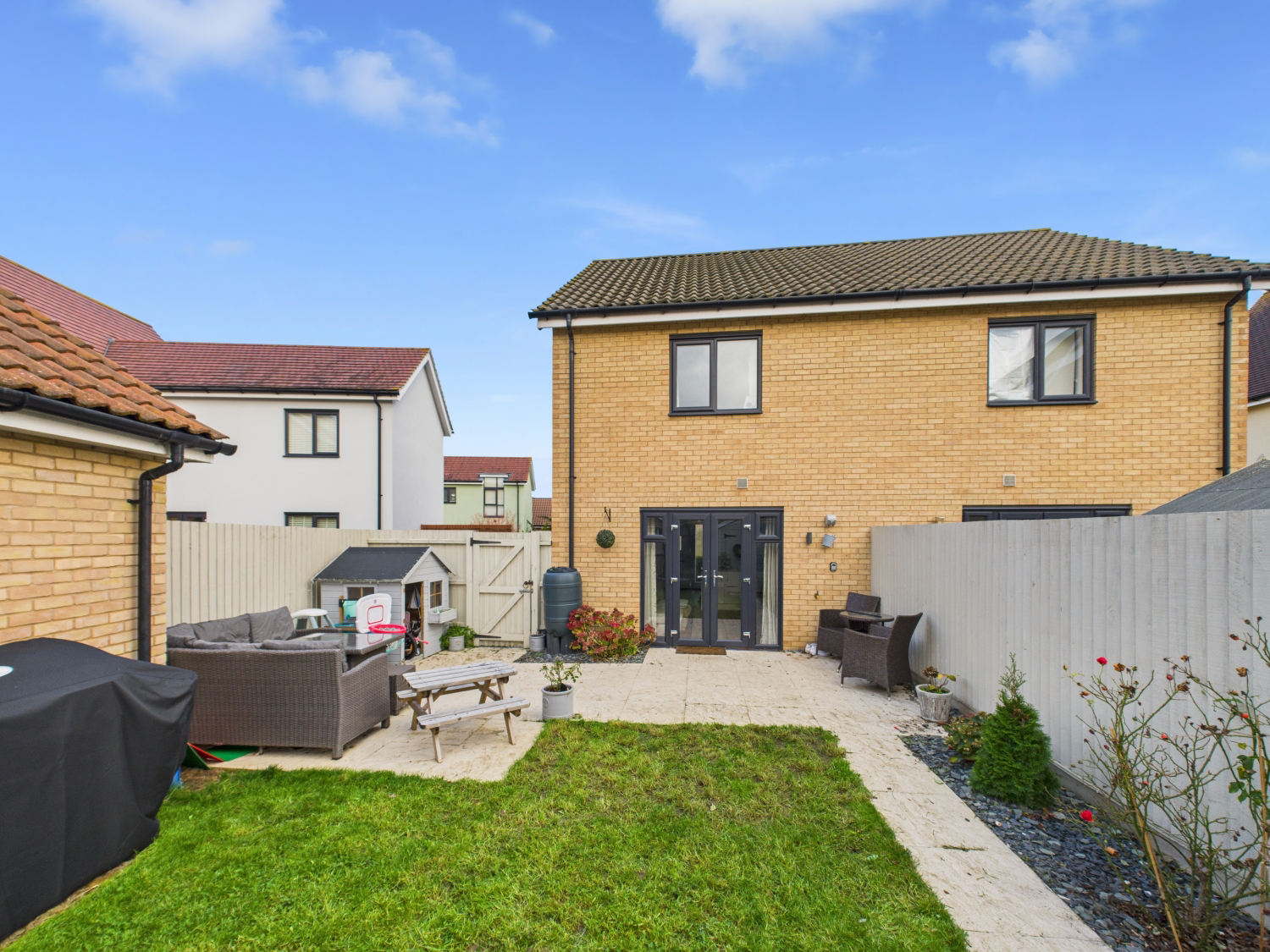 Gladiator Road, Upper Cambourne, Cambridge, Cambridgeshire, CB23, photo 14