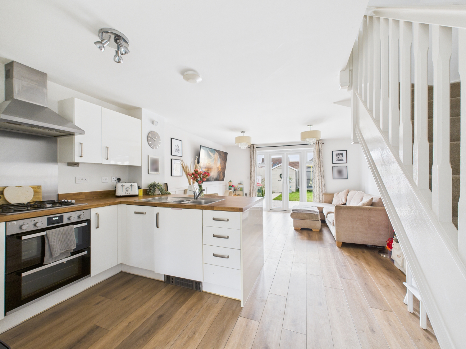 Gladiator Road, Upper Cambourne, Cambridge, Cambridgeshire, CB23, photo 4