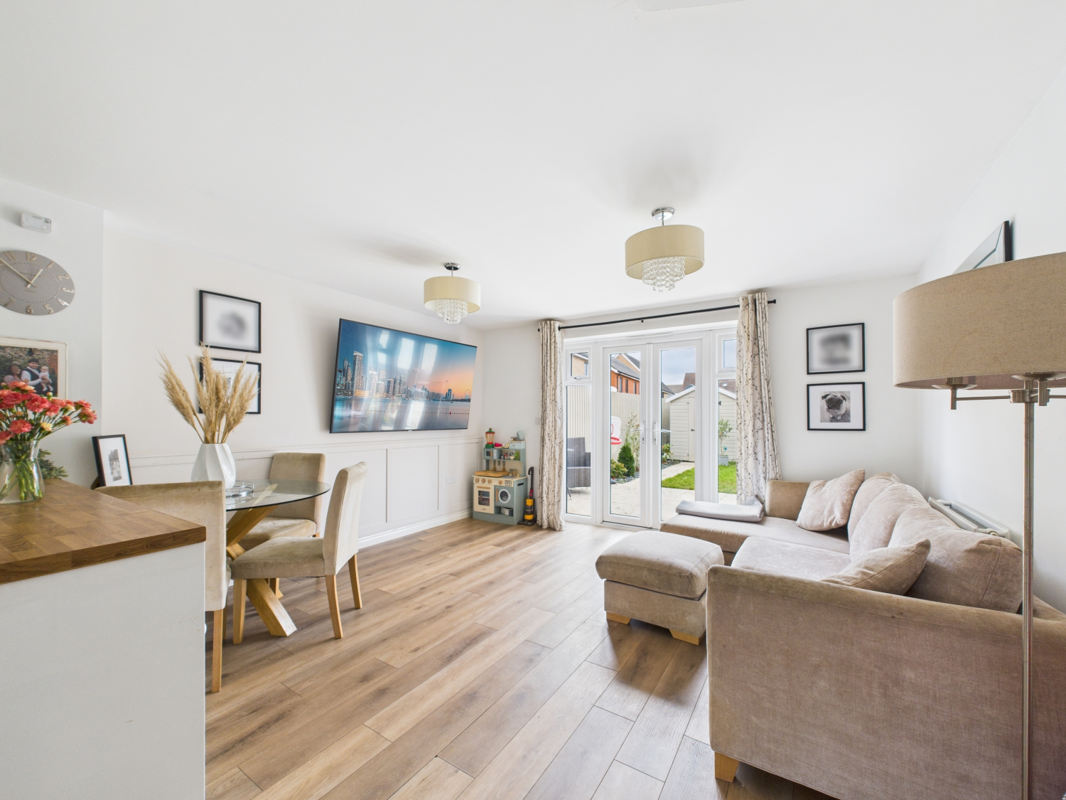 Gladiator Road, Upper Cambourne, Cambridge, Cambridgeshire, CB23, photo 2