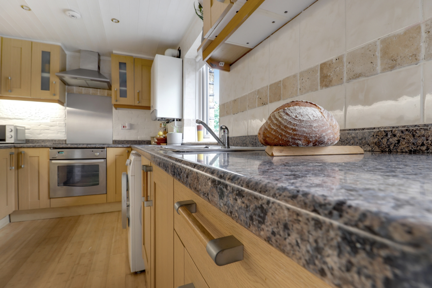 Longwood Road, Longwood, Huddersfield, West Yorkshire, HD3, photo 10