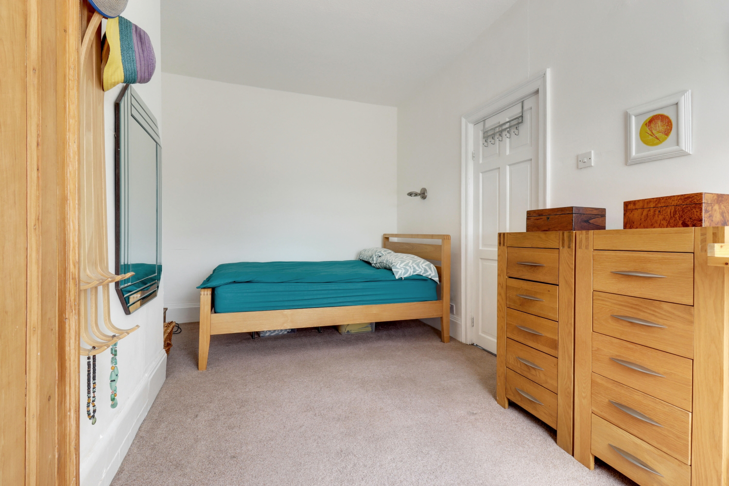 Longwood Road, Longwood, Huddersfield, West Yorkshire, HD3, photo 12