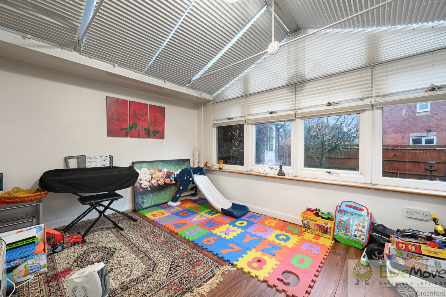 Royce Grove, Leavesden, Watford, Hertfordshire, WD25 7GD, photo 5