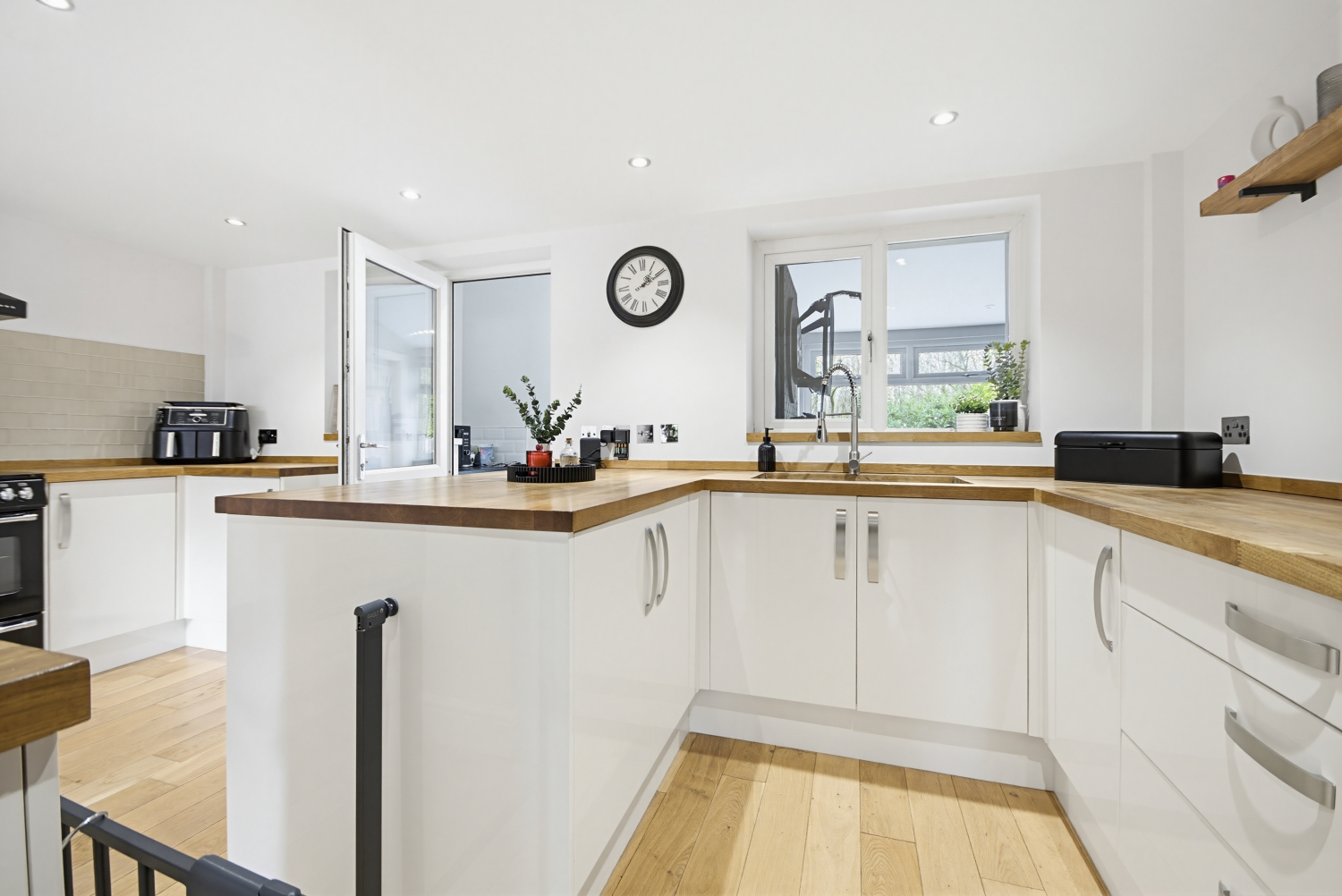 BECKET CRESCENT, ROTHERHAM, SOUTH YORKSHIRE, S61, photo 5