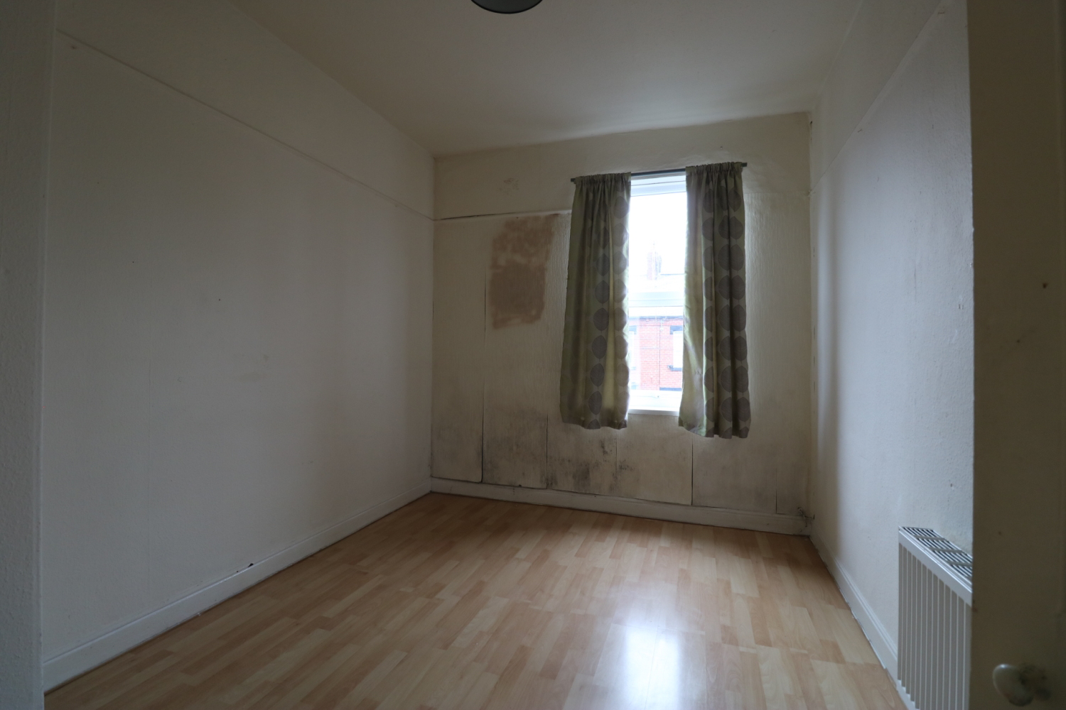 37 Longroyd Place, Leeds, photo 9
