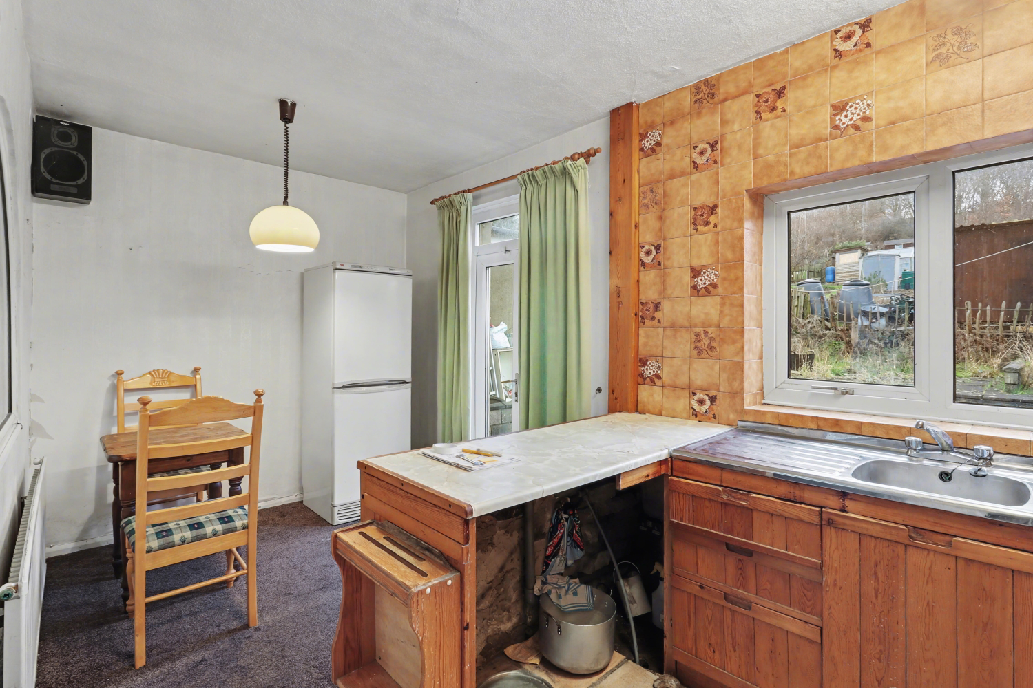 Caldercliffe Road, Huddersfield, West Yorkshire, HD4, photo 3