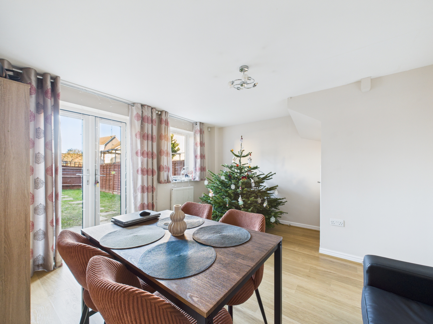 Sterling Way, Upper Cambourne, Cambridge, Cambridgeshire, CB23, photo 4
