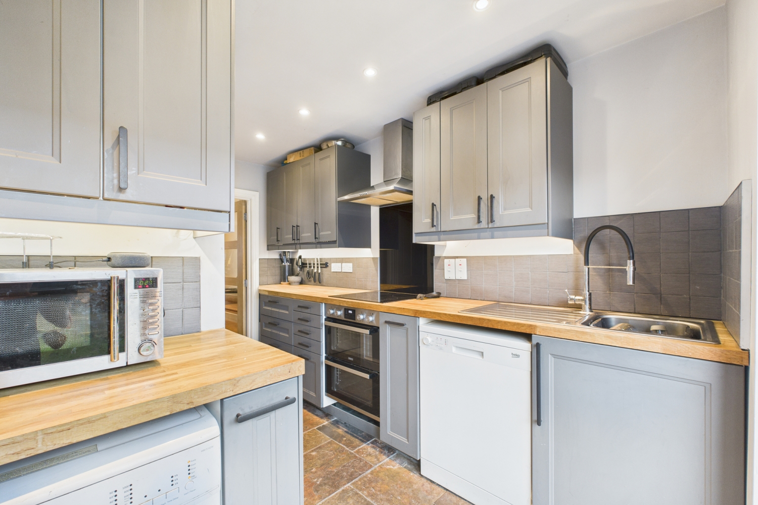 Kitchen 2