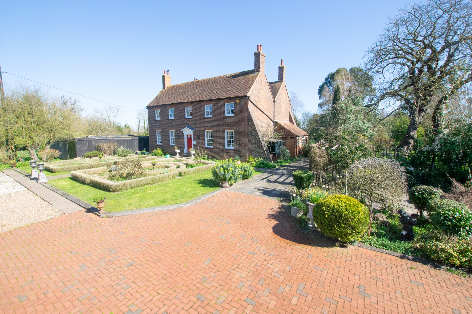 Barrow Hall Farmhouse, Barrow Hall Road, Little Wakering, Southend on Sea, Essex, SS3 0QS, photo 18