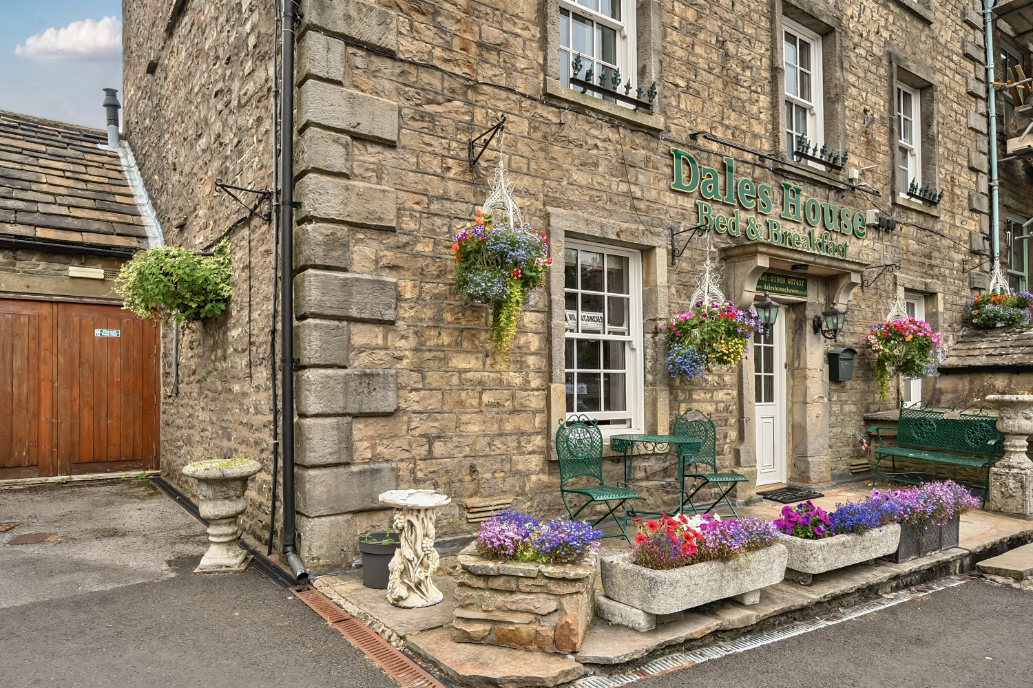Dales House MARKET PLACE, HAWES, photo 2