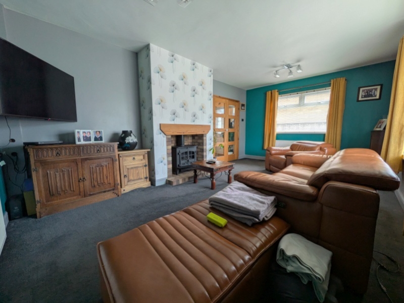 Westfield Lane, Wyke, Bradford, West Yorkshire, BD12, photo 8