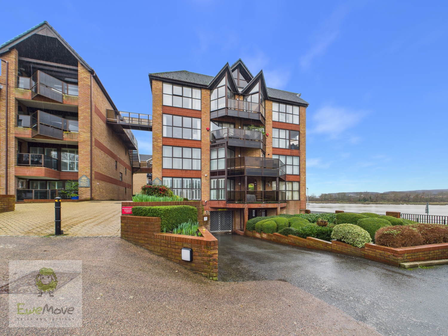 SEAFORD COURT
