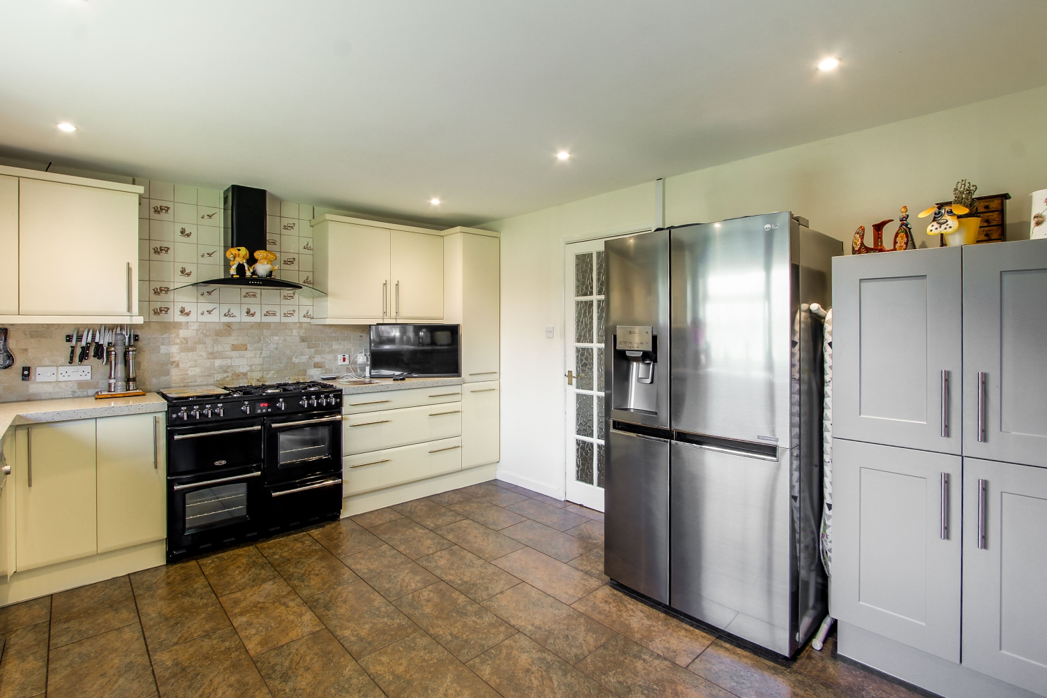 Meadowside Yeovil Road, East Coker, Yeovil, photo 5