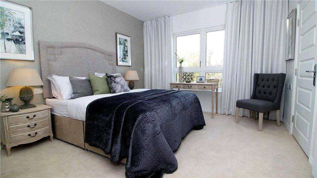 134 Great Tattenhams, Epsom KT18 5SF, photo 4