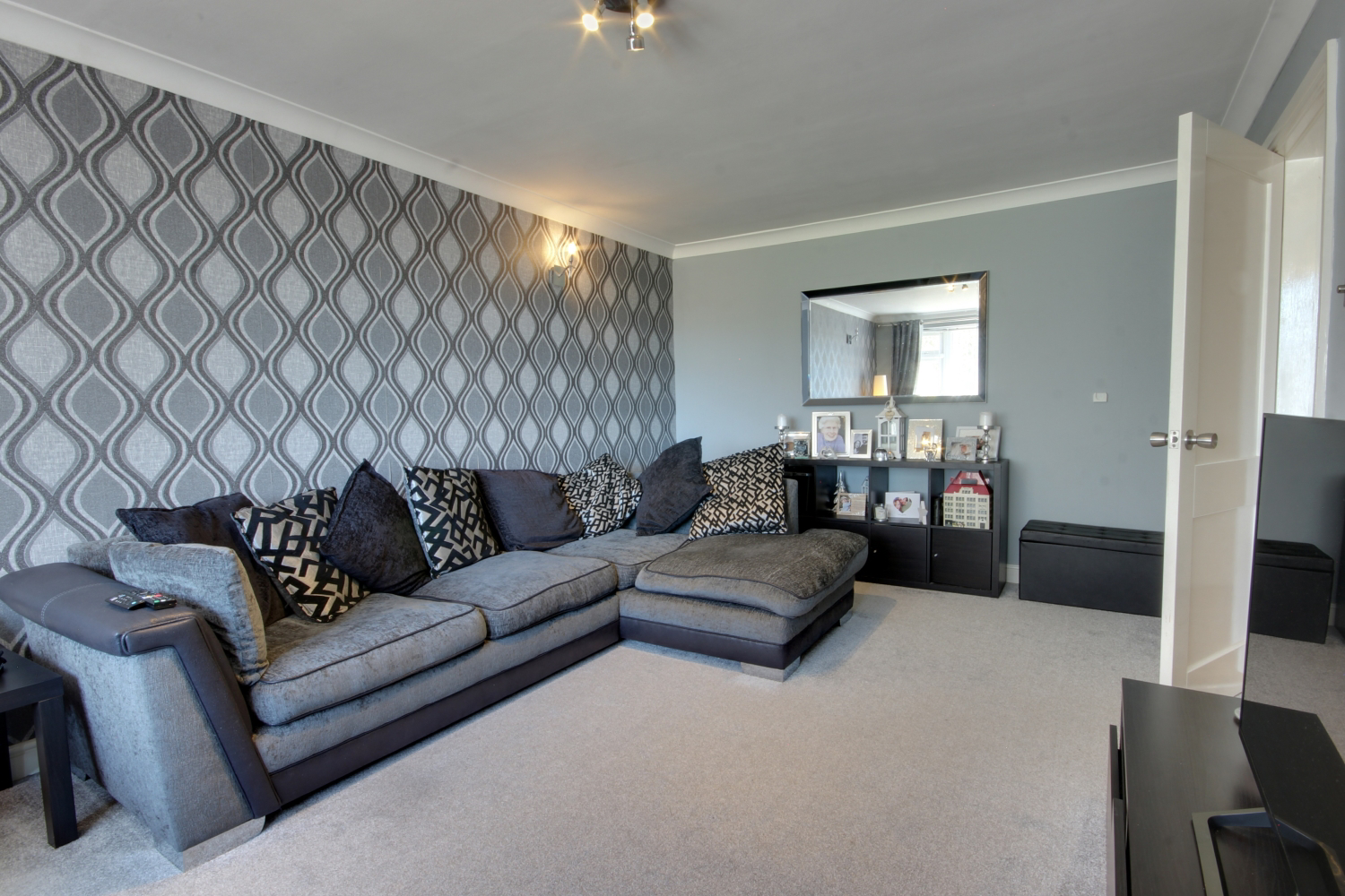 33 Miles Lane, Leconfield, Beverley, photo 6