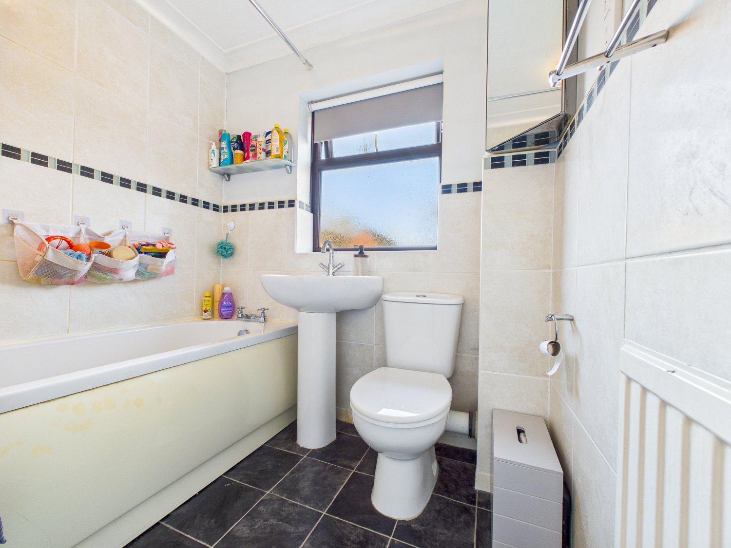 Derwent Close, Bordon, Hampshire, GU35, photo 11
