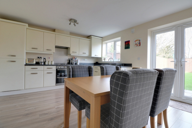 Newhall Gardens, Bradford, West Yorkshire, BD5, photo 4