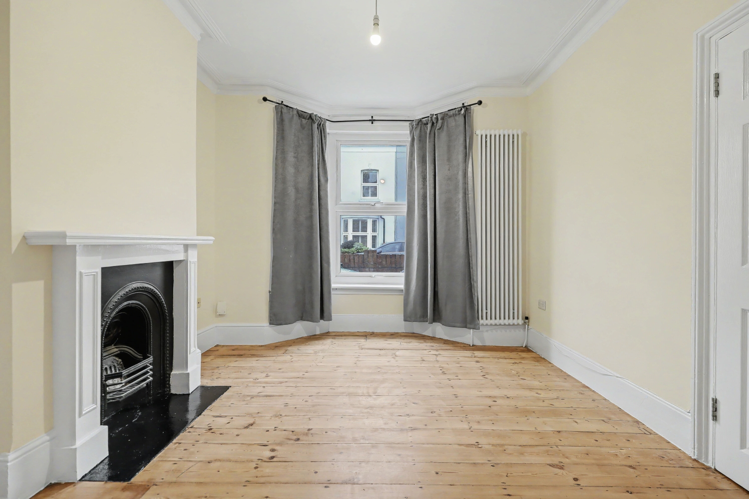 St. James Road, London, E15, photo 3