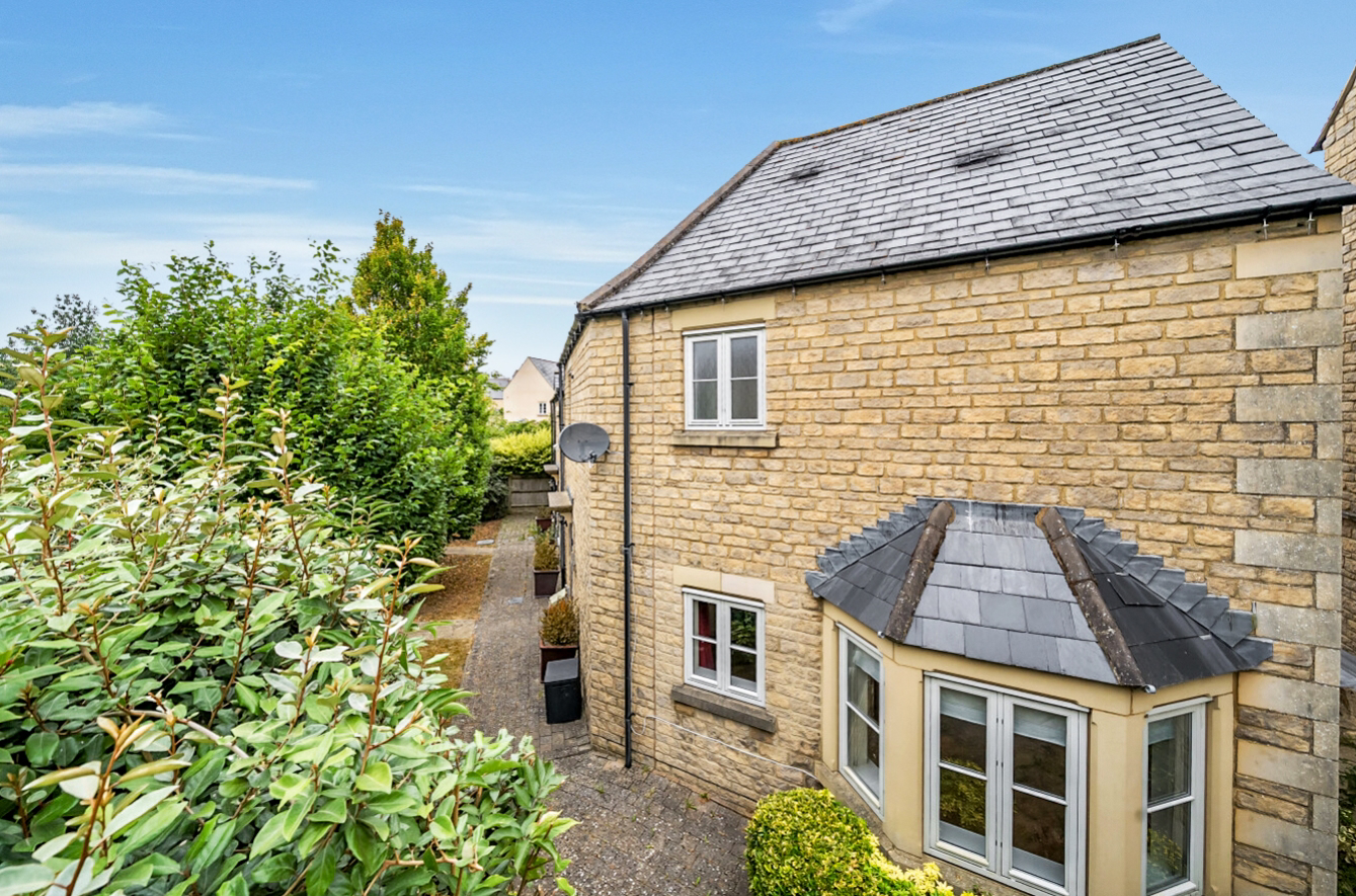 Forstall Way, Cirencester, Gloucestershire, GL7, photo 3
