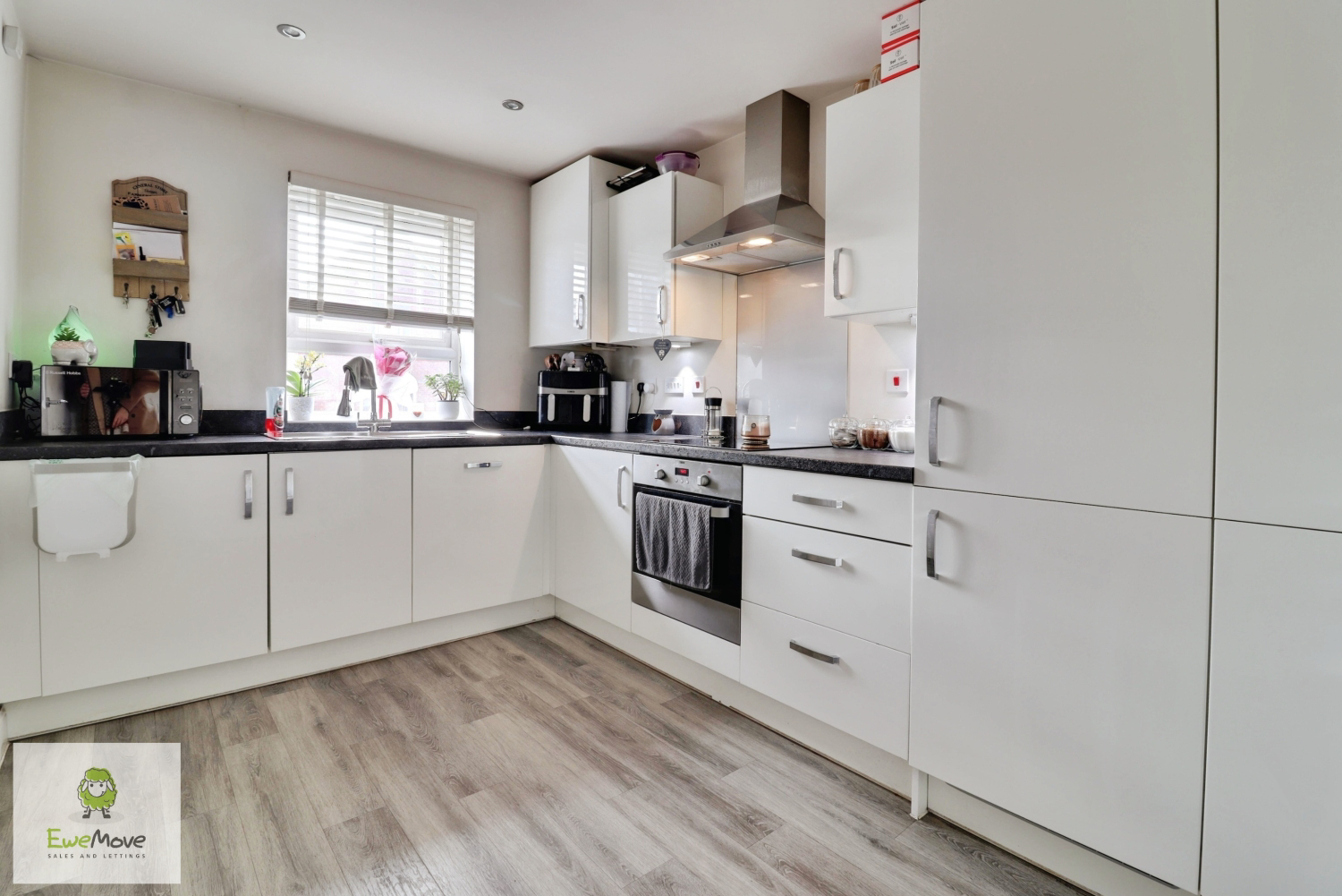 PORTER DRIVE, HEDNESFORD, CANNOCK, WS12, photo 2