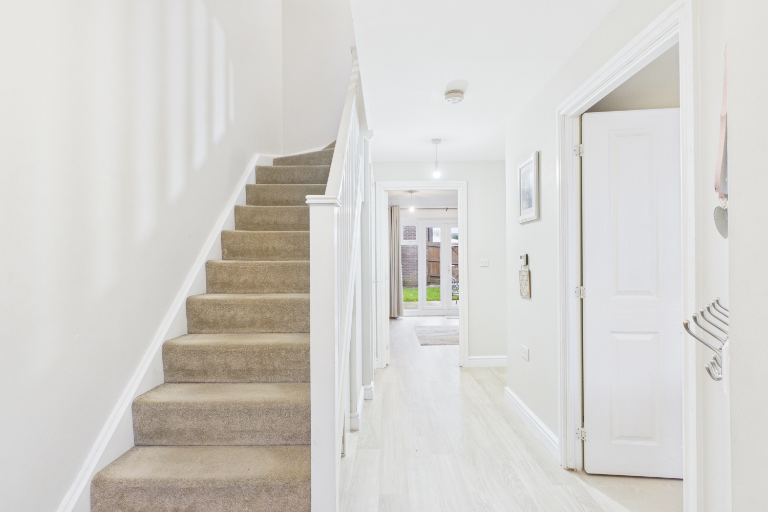 Fontwell Park Drive, Cawthorpe, Bourne, Lincolnshire, PE10, photo 3